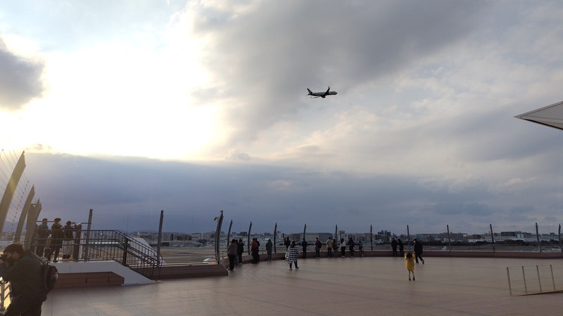 〜 空を眺める会  福岡空港 4/16(木) 〜