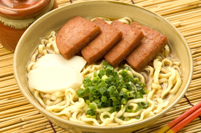 20代～30代前半限定！✨「平日休みのご褒美に🌿 新宿で沖縄プチ旅ランチ会」