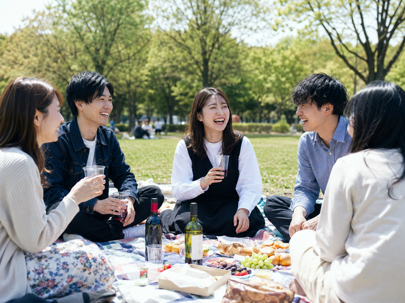 🍷【平日休みの人限定】ワインピクニック｜20・30代の友達づくり
