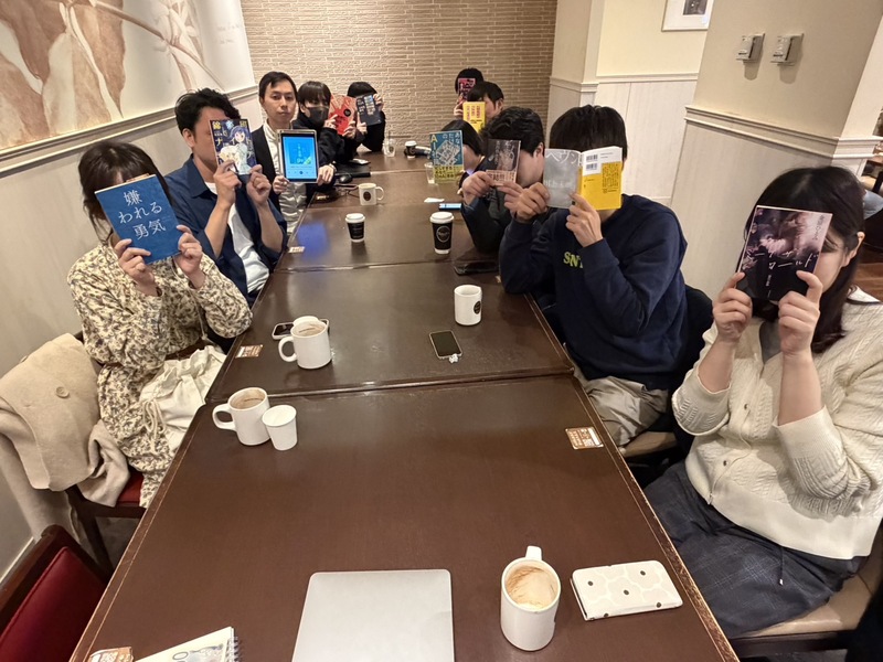 【20代・30代】カフェでゆるく友達作り本を「読む」から「語る」へ。大人の知的サードプレイス：東京Cafe読書会