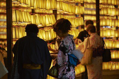 【20代限定】靖国神社のみたま祭りに行ってみよう！