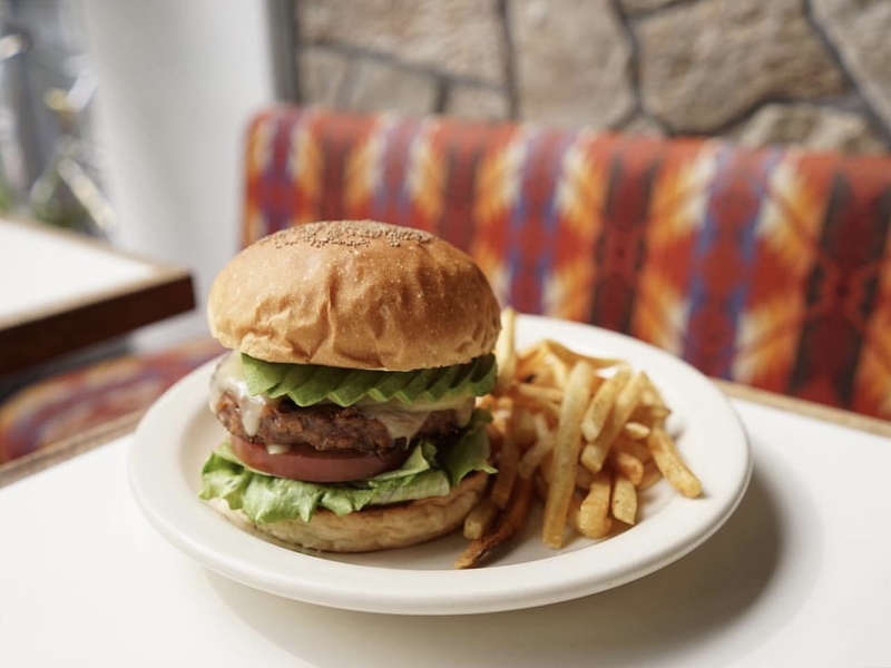 【女性2名主催/先着2名無料】原宿の大人気ハンバーガーショップ😺😻😼🥤🍔🌿🌈に行こう✨✨20代30代限定