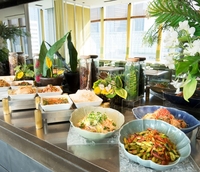【タイ料理】横浜駅すぐQueen of Thailand🍽！本場タイ料理ランチビュッフェ会🌺