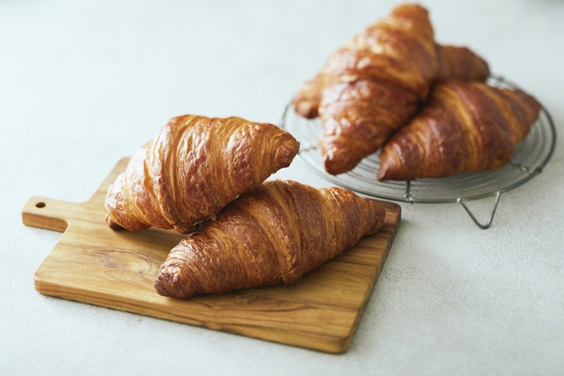 🥐新宿の新スポットへ！タリーズ初のベーカリー併設店でできたてパンを食べよう☕！