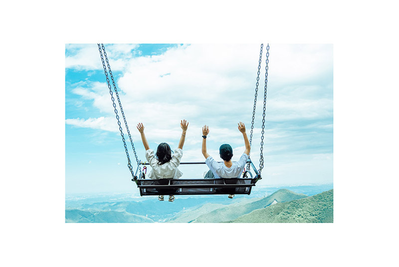 【40代・50代】ビギナー登山！御岳山で天空ブランコ&つるつる温泉
