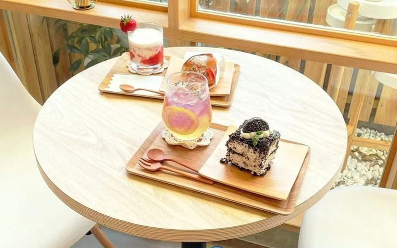 °𖤐⸜平成生まれ女子限定⸝𖤐° 
韓国風カフェでかわいいスイーツを食べよう🍰
