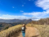【たまトレ秋のオリジナル企画】正面に富士山アップ＋秋のすすき大草原と稜線歩き〜明神ヶ岳・火打石岳トレッキング〜