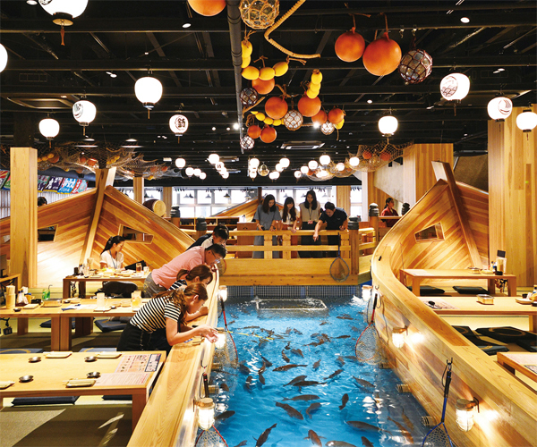 【9/19(土)新世界】🎣新世界で釣⁉️超巨大生け簀で釣った魚をその場で味わう贅沢イベント🍣