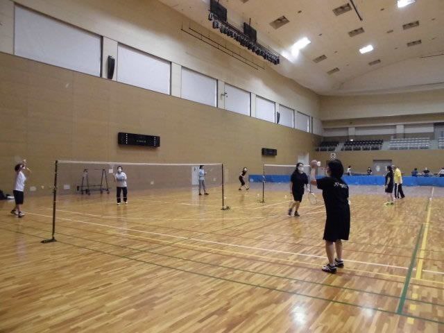 ​🏸みんなで楽しくバドミントンしましょう！初心者・経験者大歓迎✨