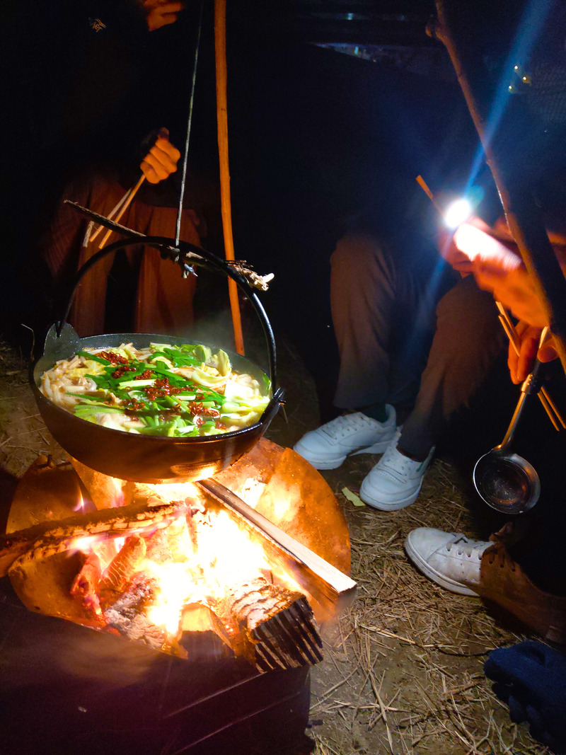 新宿から30分！焚火と焚火で旬のサンマを焼いて食べる会【53回】