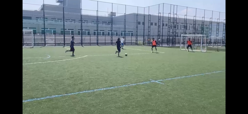 【エンジョイ志向】浮間舟渡で楽しくフットサル！初心者・ブランクあり大歓迎⚽✨
とにかく楽しくボールを蹴る！