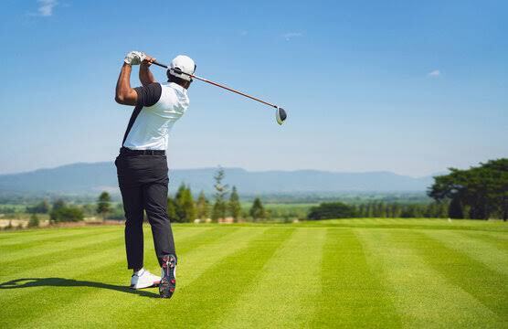 【恵比寿】元ゴルフ部がコツ教えます⛳️朝8時スタート朝活シミュレーションゴルフ！20歳代同世代で初心者も大歓迎♪