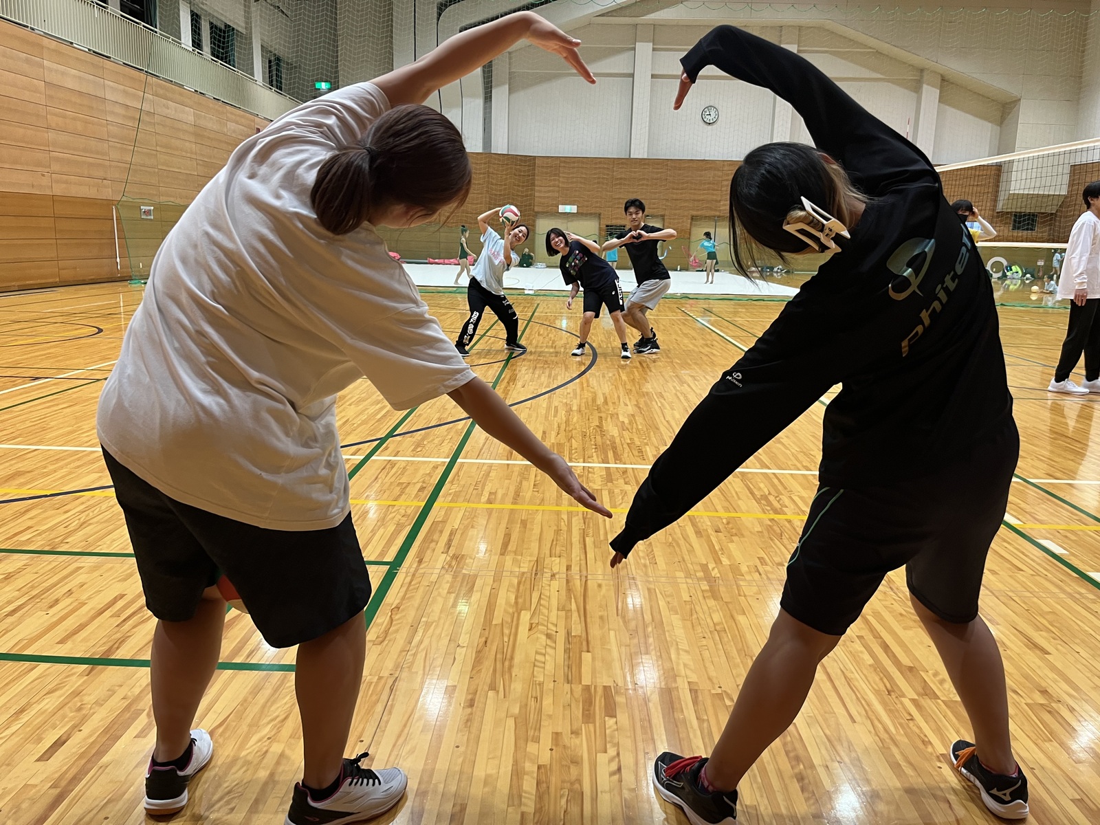 【初心者歓迎🏐】体育館で楽しくつながるバレーボール✨