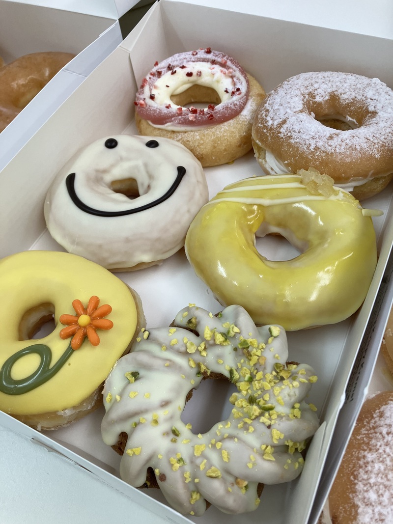 【11/2(月)新橋】第7回クリスピークリームドーナツ🍩全種食べ尽くし会✨