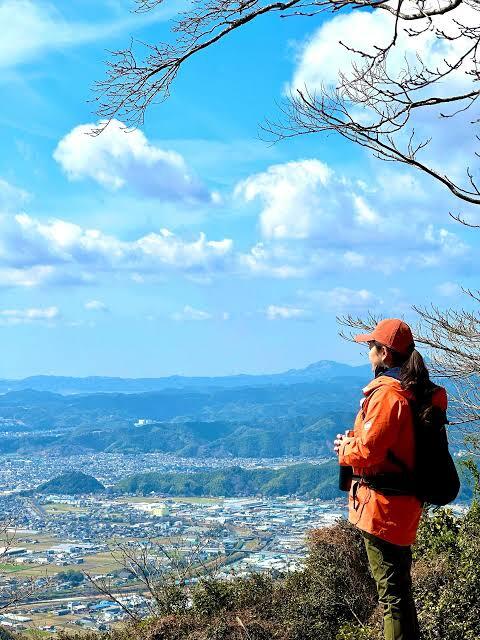 【登山初中級者歓迎、初級者ステップアップ】冬でも歩ける温暖な伊豆へ🗻富士山と駿河湾を望む伊豆二山縦走(城山・発端丈山)