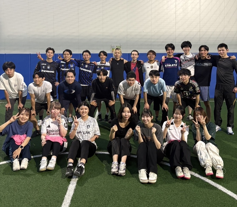 10/22(木)20、30代メイン！屋内貸切コートで男女MIXエンジョイフットサル⚽️初心者・1人参加歓迎