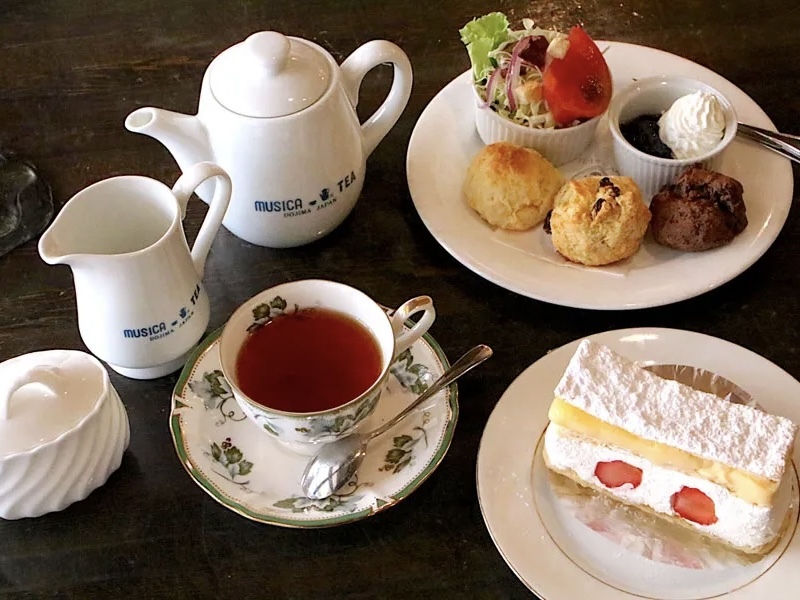 【女性2名主催/先着2名無料】原宿にある昔ながらの英国風喫茶店🦊🦊☕️🍰🌿に行こう✨✨20代30代限定