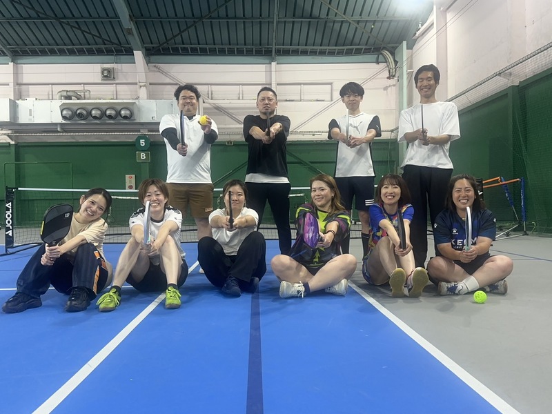 🏓✨ 今話題のスポーツ！みんなでピックルボールを楽しもう！