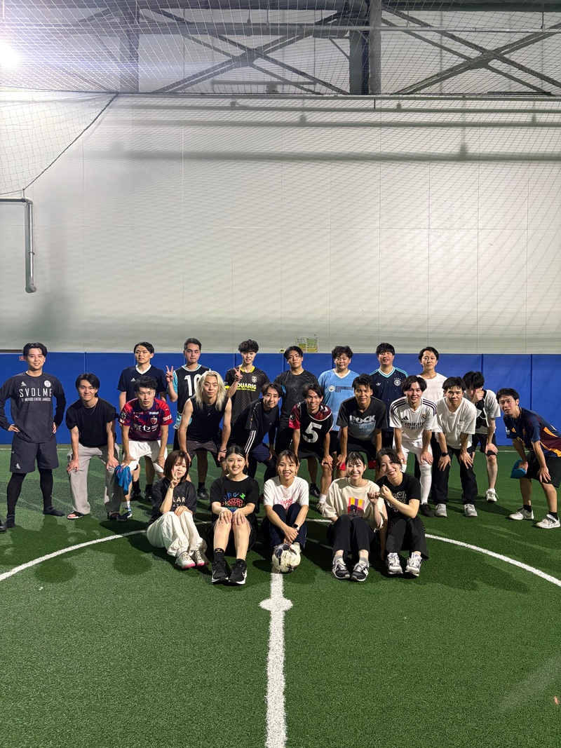 11/5(木)20、30代メイン！屋内貸切コートで男女MIXエンジョイフットサル⚽️初心者・1人参加歓迎