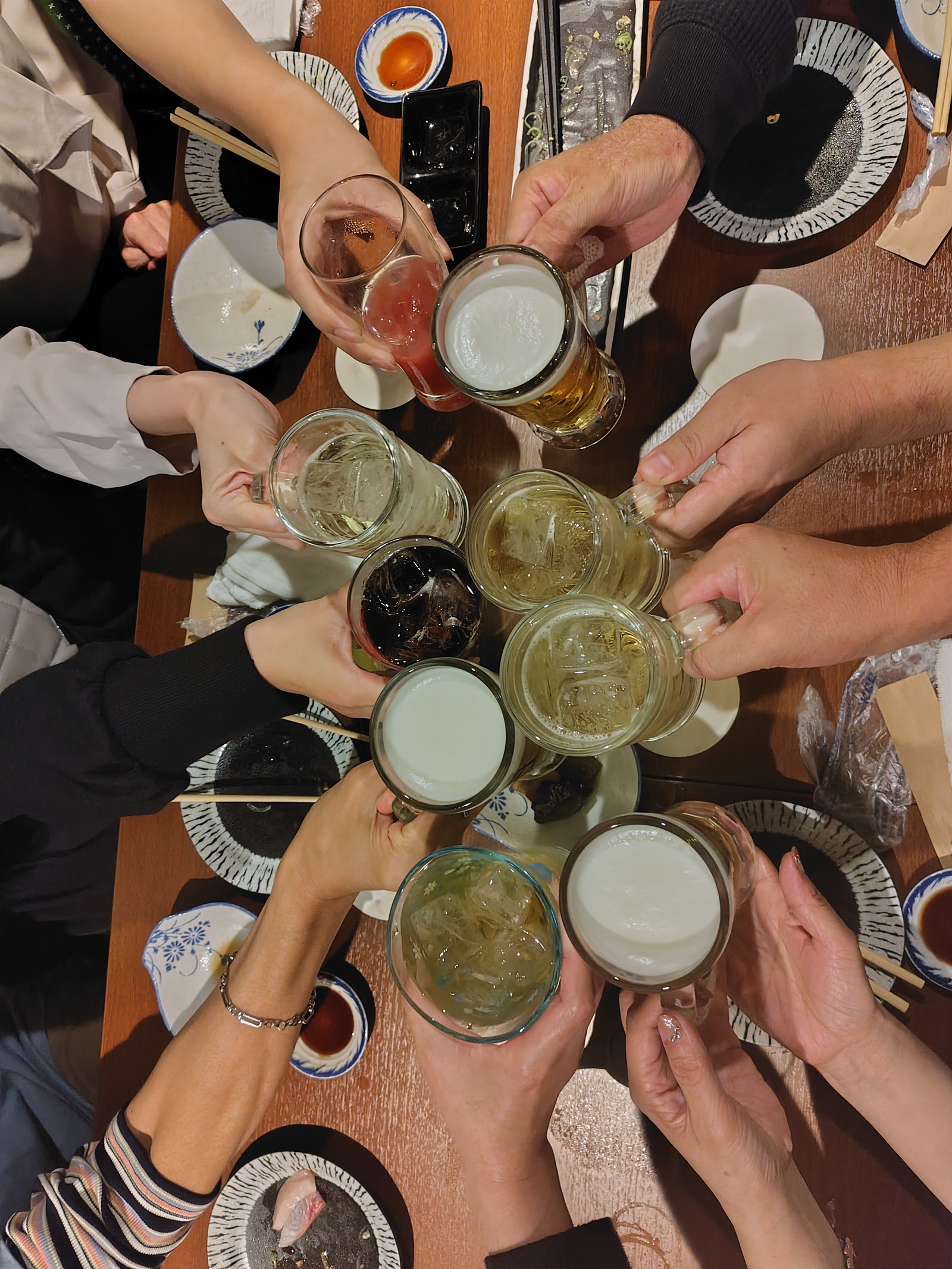 12月12日(土)18時30分〜　社畜の忘年会🍻(梅田)